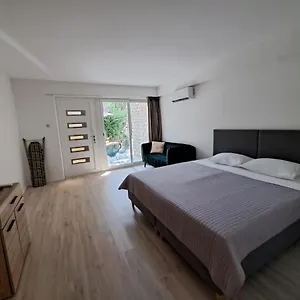 A2d1 Apartment