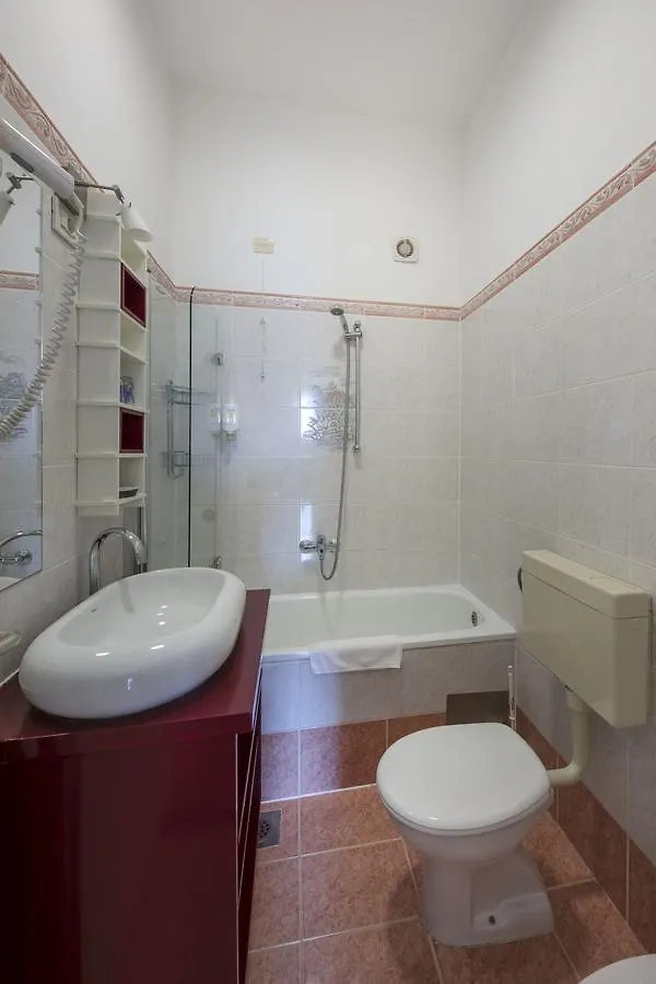 Kredo B&B Mali Losinj Guest house