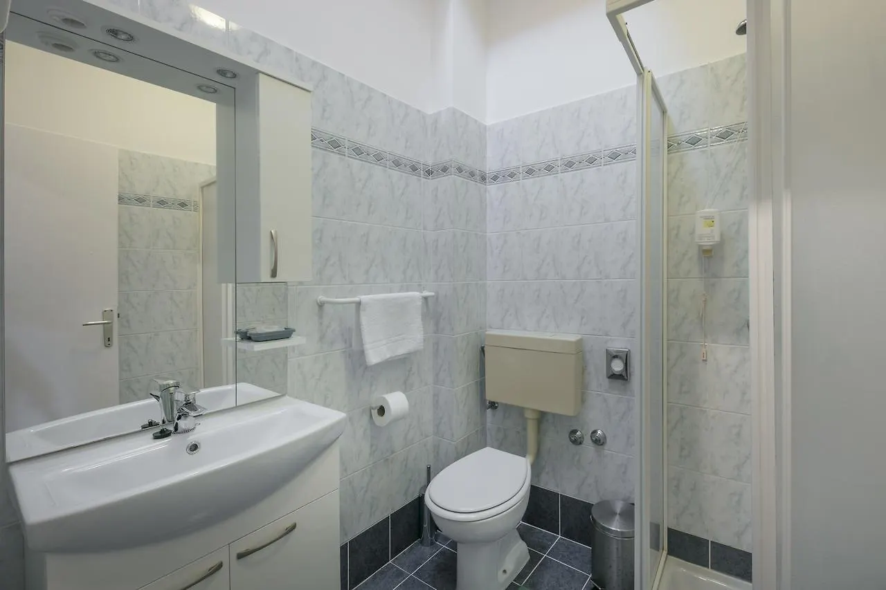 Kredo B&B Mali Losinj Guest house